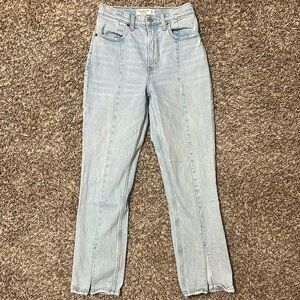 Abercrombie & Fitch The ‘90s Straight Ultra High Rise Jeans